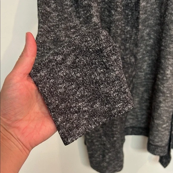 Women's Gray Hooded Cardigan - Picture 2 of 6